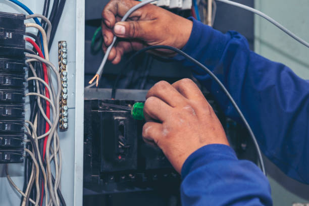 Best Local Electrician Companies  in New Haven, CT